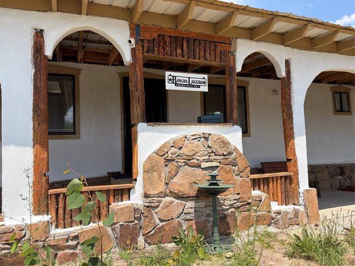 Property Photo: 178 Cr 11 NM 87712