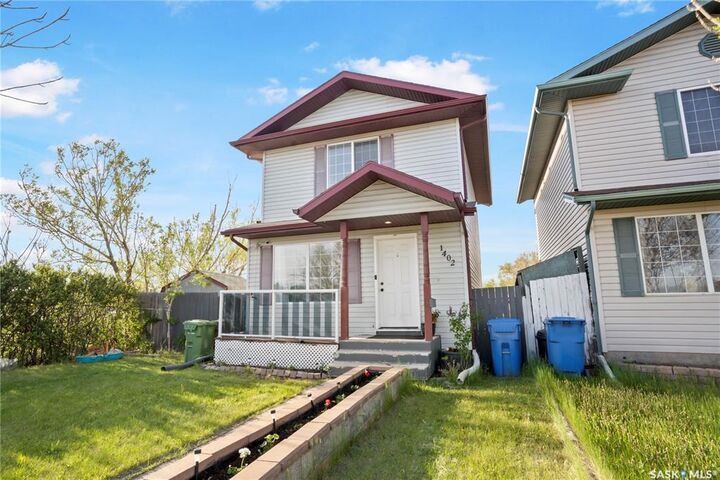 Property Photo: 1402 10th Avenue E SK S4N 7P6