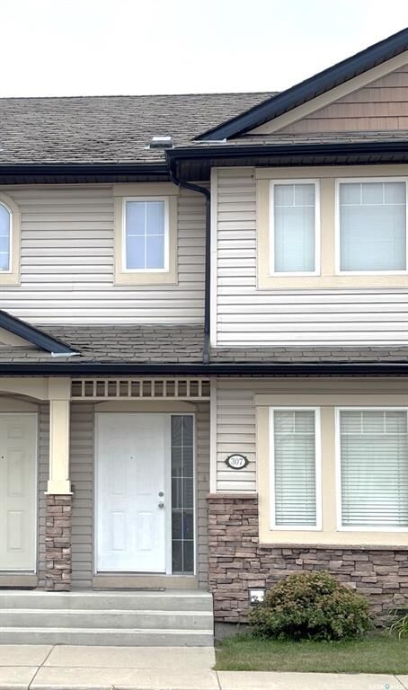 Property Photo:  415 Lynd Crescent 307  SK S7T 0C2 
