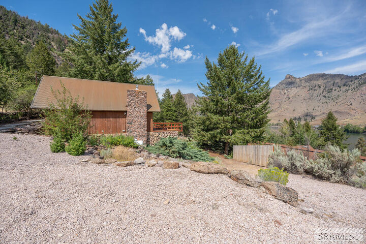 Property Photo:  5 Indian Point Drive  ID 83467 