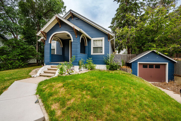 Property Photo: 226 S Wyoming Avenue WY 82834