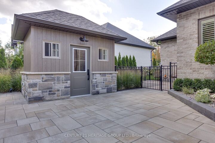 Property Photo:  13 Byers Street  ON L9X 2A3 