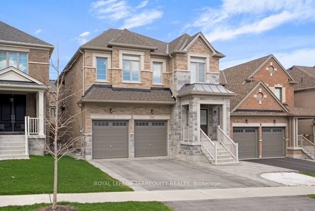 Property Photo: 24 Hydrangea Hollow ON L9N 0T3