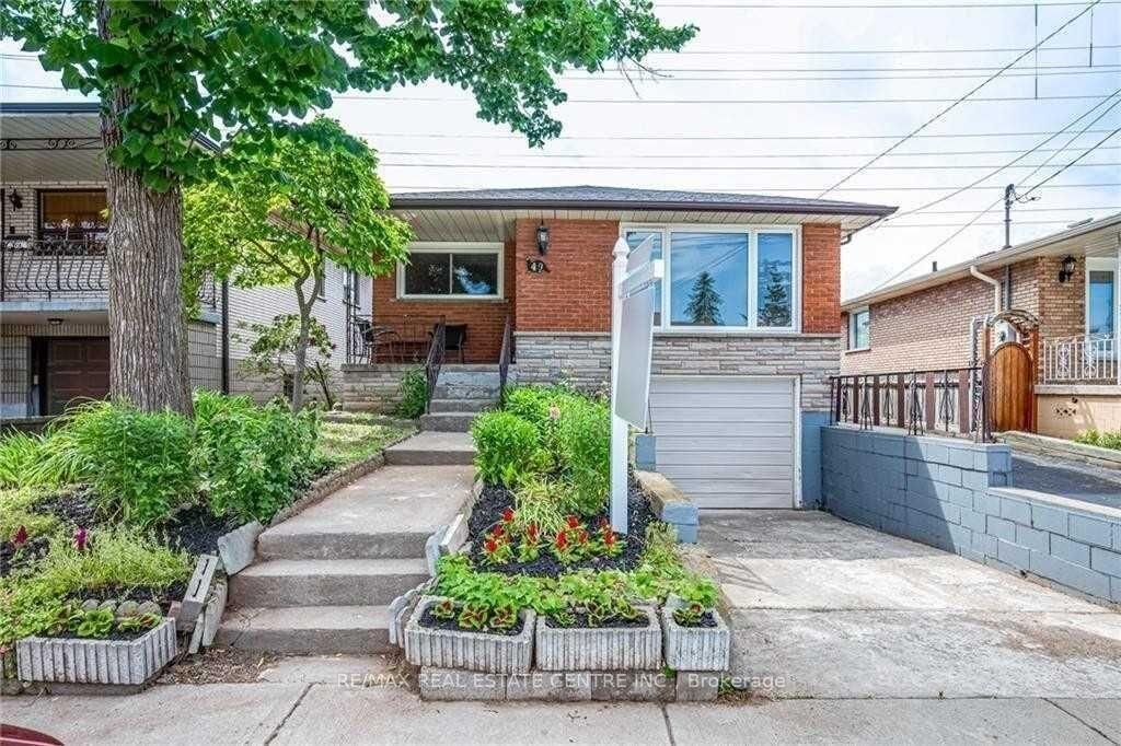 Property Photo:  49 Selkirk Avenue Bsmt  ON L8H 5L6 