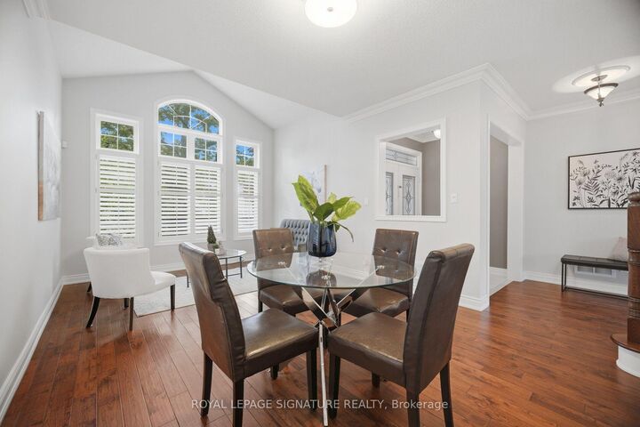 Property Photo: 2215 Lapsley Crescent ON L6M 4V2