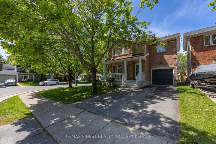 Property Photo: 416 Fieldstone Drive ON K7K 7E2