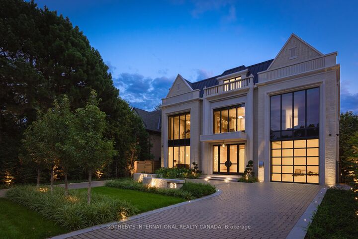 Property Photo: 84 Old Forest Hill Road ON M5P 2R5