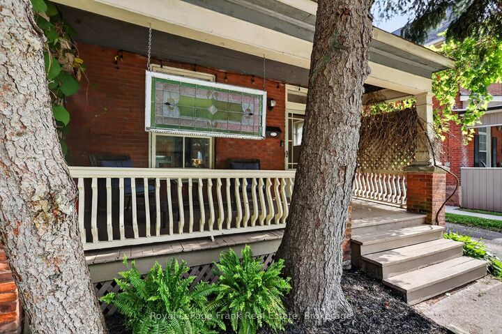 Property Photo:  121 Romaine Street  ON K9J 2C1 