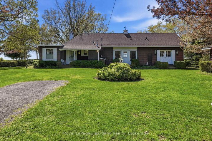 Property Photo: 33730 Smith Avenue ON N7A 3Y2