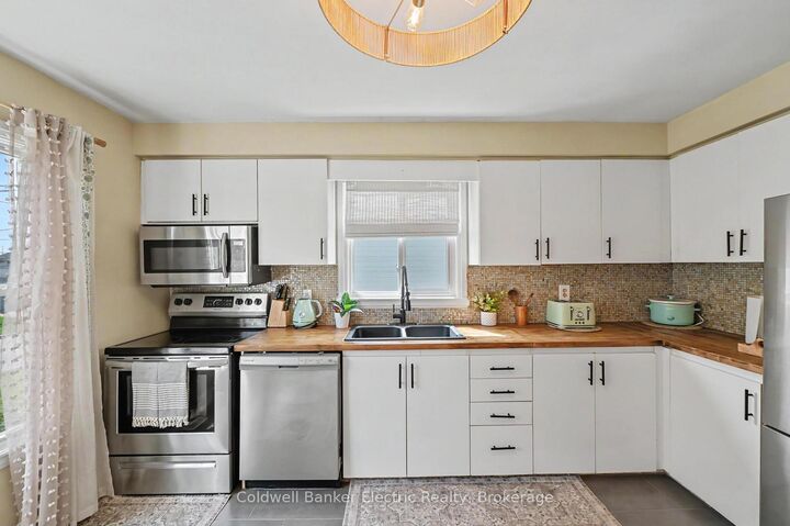 Property Photo:  3 Maple Avenue  ON K0L 2V0 