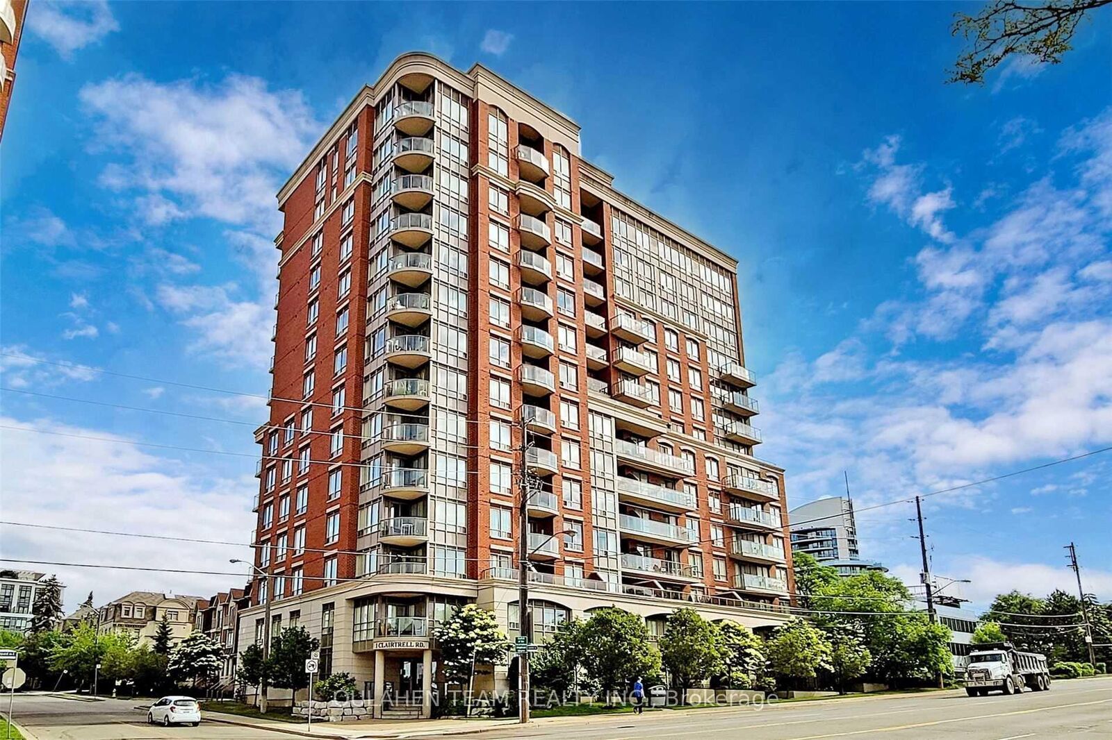 Property Photo: 1 Clairtrell Road 1007 ON M2N 7H6