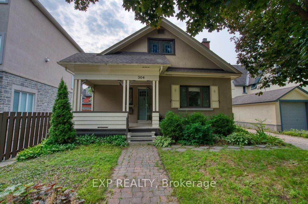 Property Photo: 304 Stewart Street A ON K1N 6K6
