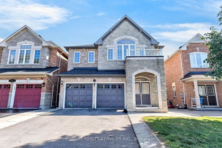 Property Photo: 21 Tatra Crescent ON L6Y 0K6