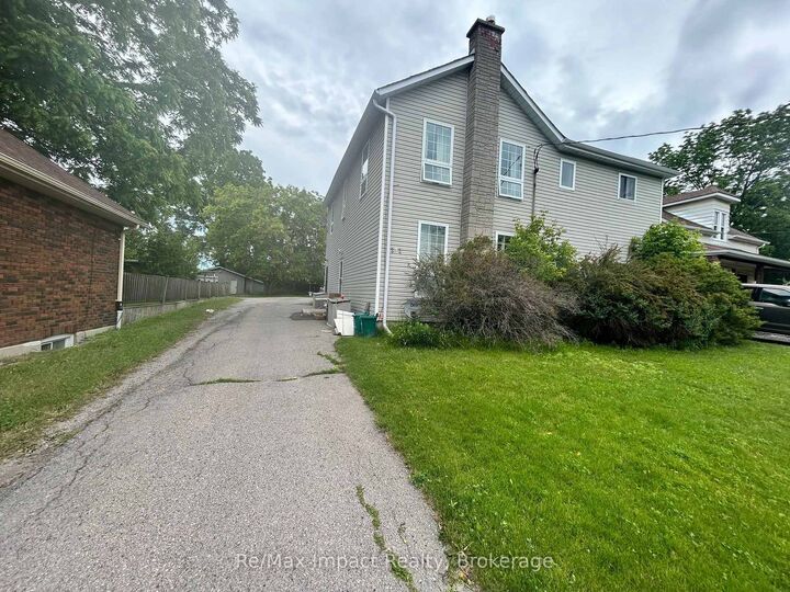 292 William Street E — photo 1