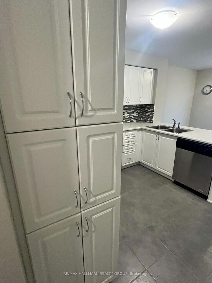 Property Photo: 619 A Chapman Mills Drive ON K2J 5T1