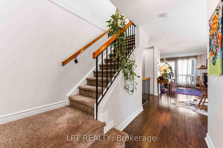 Property Photo: 6722 Jeanne D'Arc Boulevard N B ON K1C 6E9