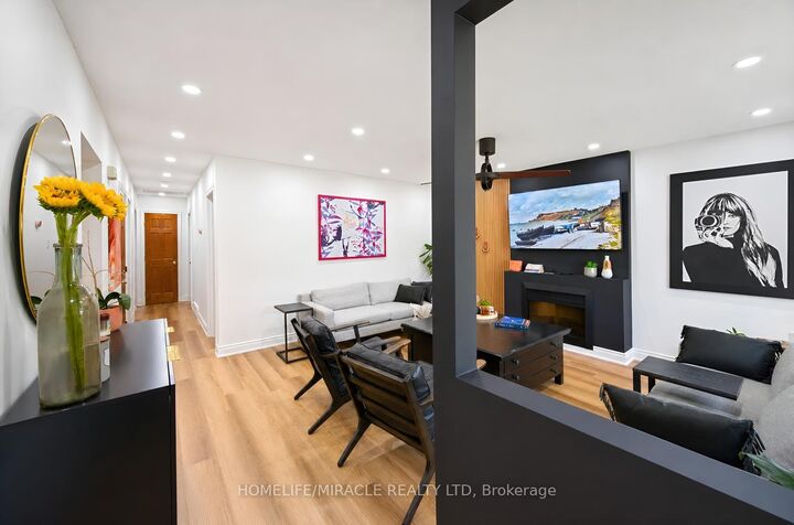 2108 Falmouth Terrace — photo 1