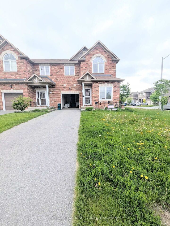 Property Photo:  531 Fordell Avenue  ON K2W 0B7 