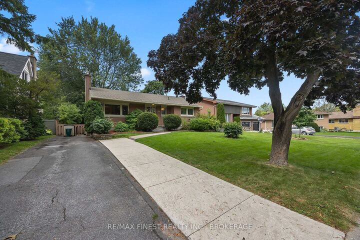 Property Photo: 140 Liddell Crescent ON K7M 2T6