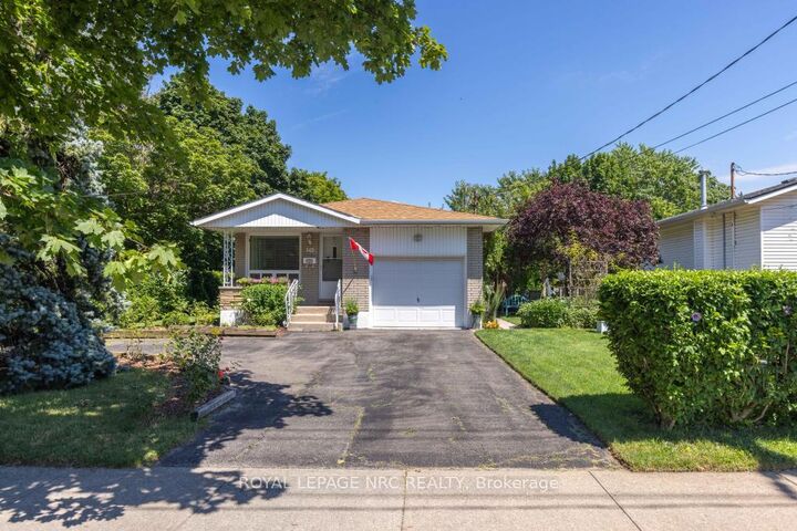 542 Lake Street — photo 1