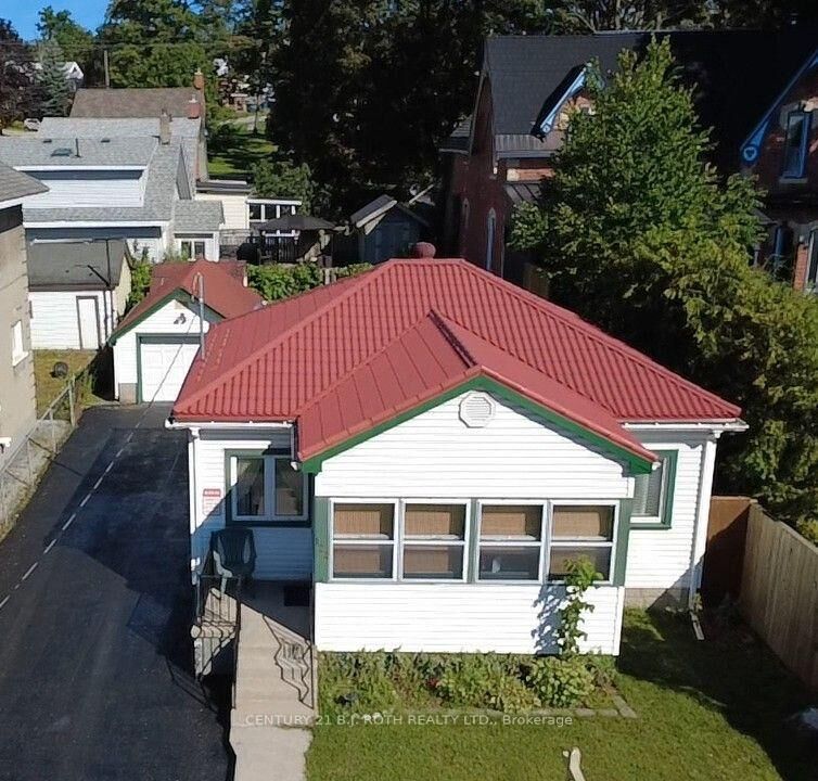 Property Photo:  124 Mary Street  ON L3V 3E2 