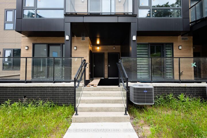 Property Photo:  6 Suncrest Lane  ON P1H 1G1 