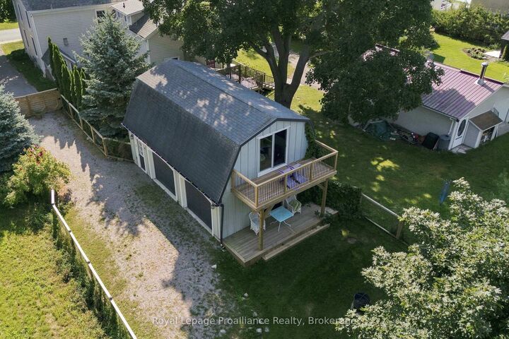 Property Photo: 28 West Street ON K0K 3L0