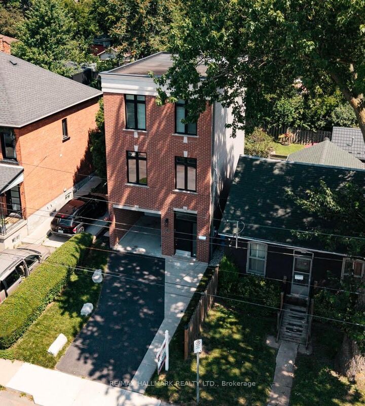 53 Wood Street E — photo 1