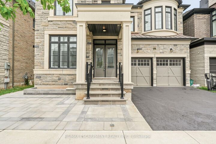 Property Photo: 1221 Ironbridge Road ON L6M 5M5