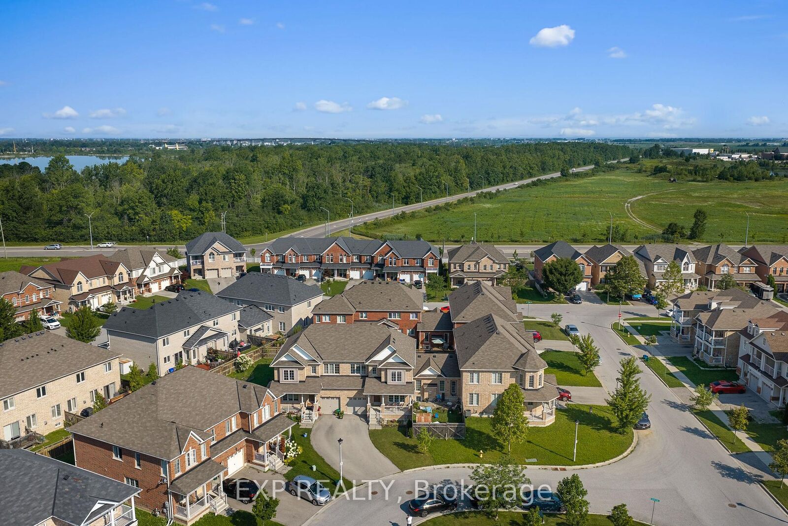 Property Photo: 2 Durham Way ON L0S 1J0