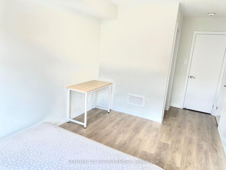 Property Photo:  1865 Pickering Parkway N 1308  ON L1V 0H2 