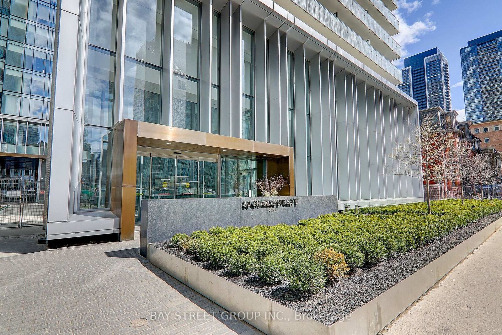 Property Photo:  50 Charles Street E 910  ON M4Y 0C3 