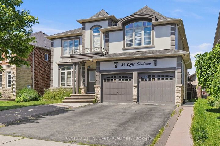 Property Photo: 38 Eiffel Boulevard ON L6P 1W3