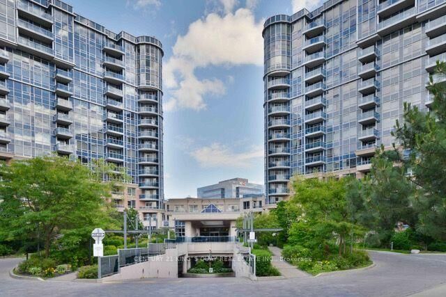 Property Photo: 23 Cox Boulevard 572 ON L3R 4G1