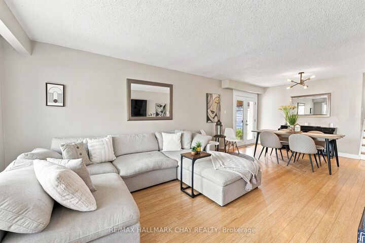 Property Photo: 30 Harding Avenue ON L4M 3K2
