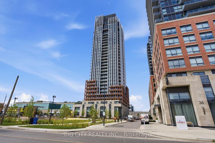 Photo de la propriété: 25 Frederick Todd Way 1407 ON M4G 0C9