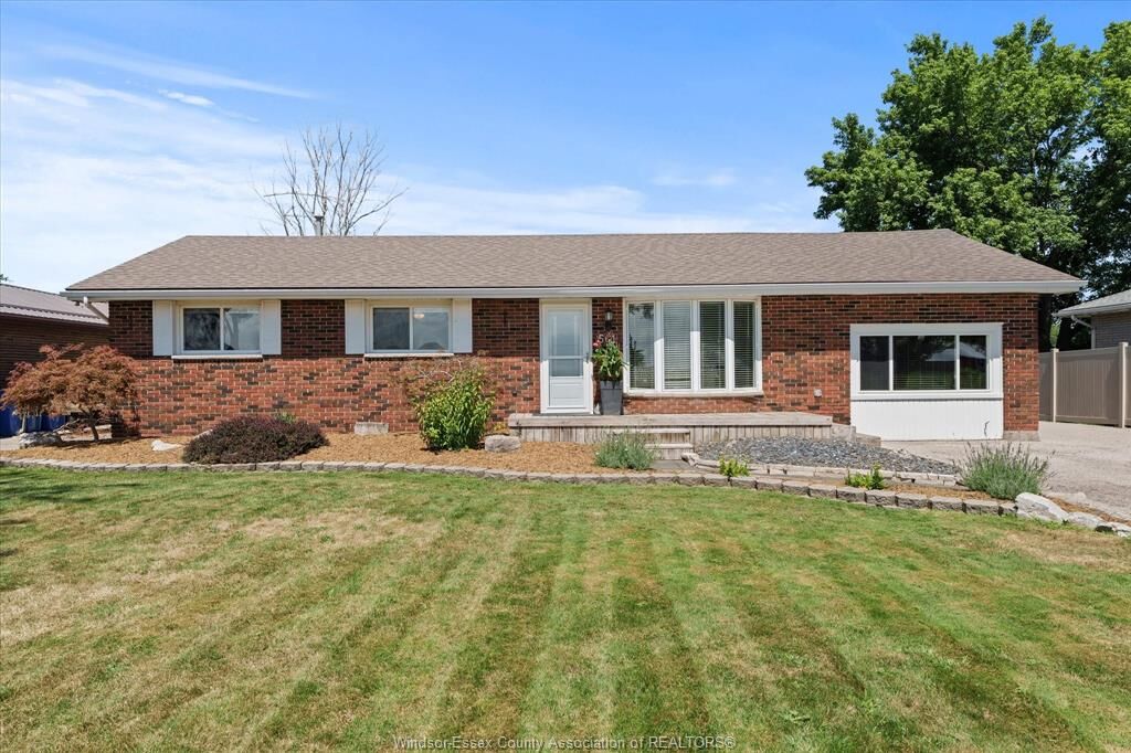 Property Photo: 561 County Rd 2 ON N8L 1J9