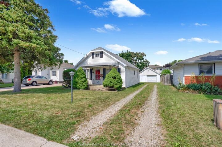 Property Photo: 15 Oxley Drive ON N7L 2K5