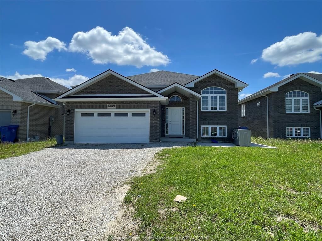 Property Photo: 1063 Aspen Ridge Crescent ON N0R 1A0