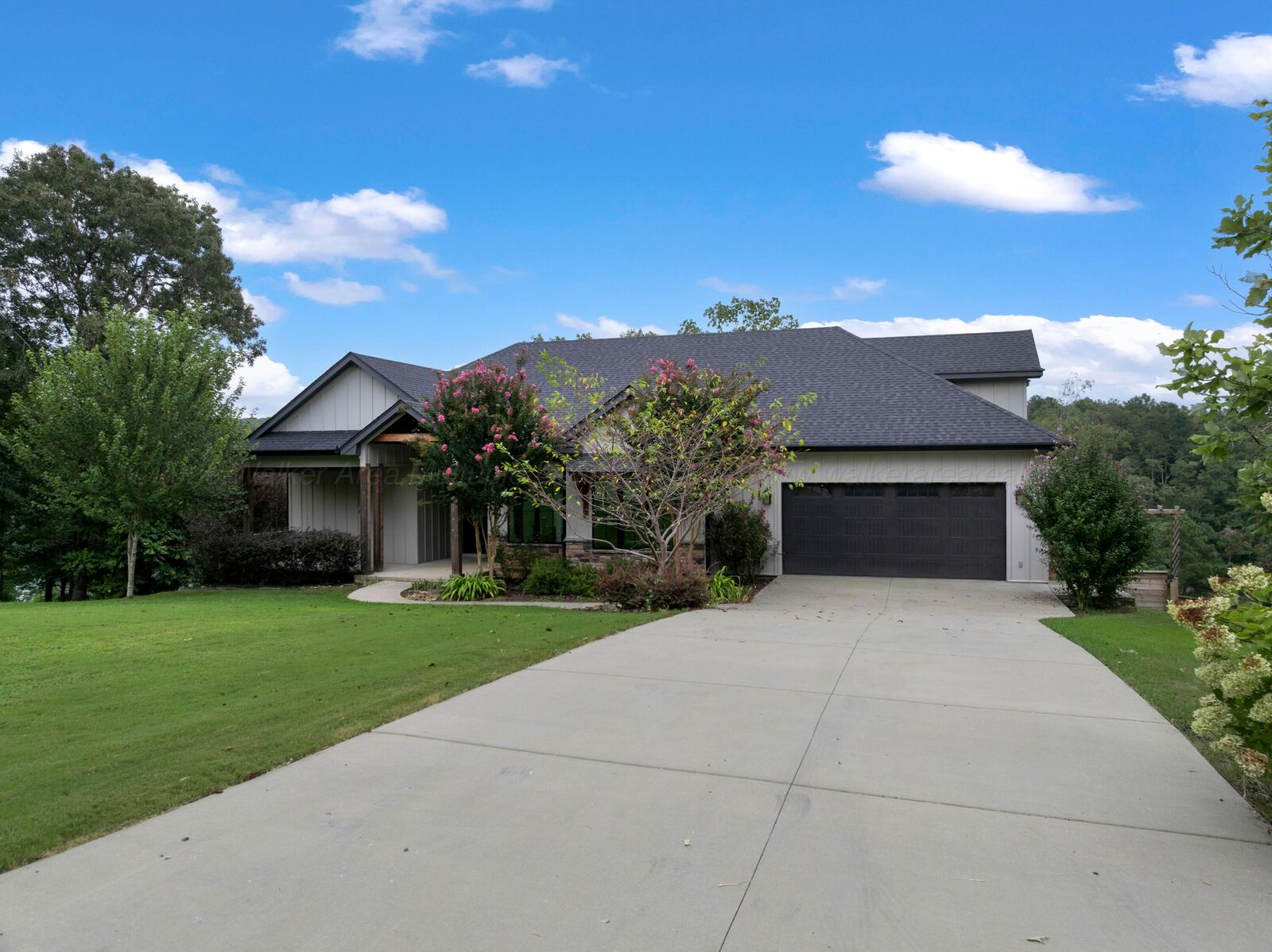 Property Photo:  223 Dream Catcher Cir  AL 35541 