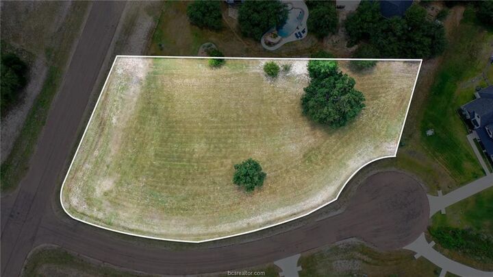 Property Photo:  5278 Legend Oaks Court  TX 77845 