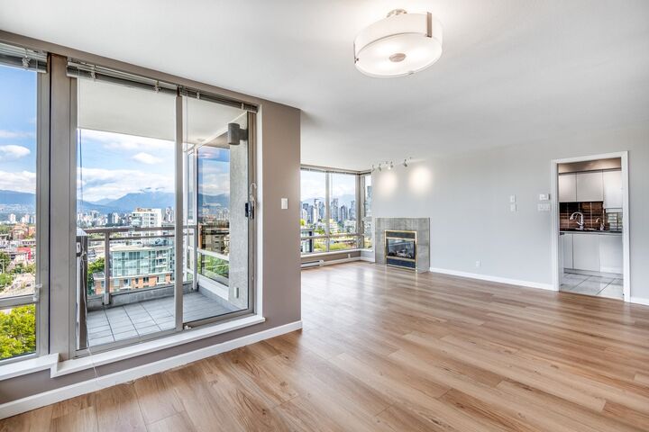 Property Photo:  1590 W 8th Avenue 1002  BC V6J 4R8 