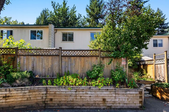 Property Photo: 15215 105 Avenue 139 BC V3R 1R9
