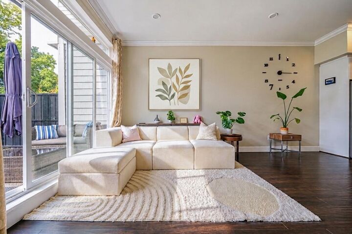 Property Photo: 2528 156 Street 9 BC V4P 0E7