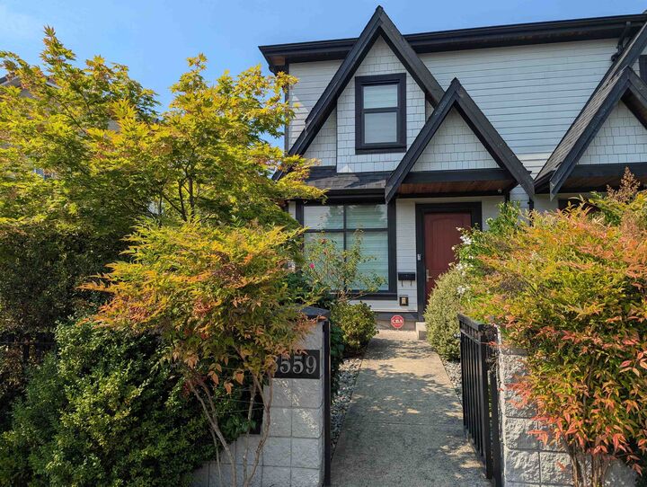 Property Photo: 8559 Montcalm Street BC V6P 4P6