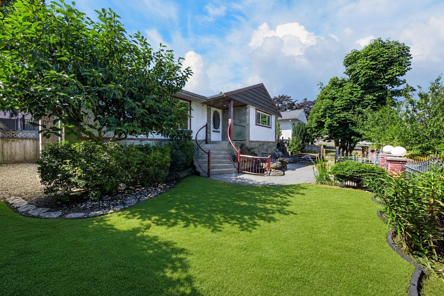 Property Photo:  4116 Gilpin Crescent  BC V5G 2K2 