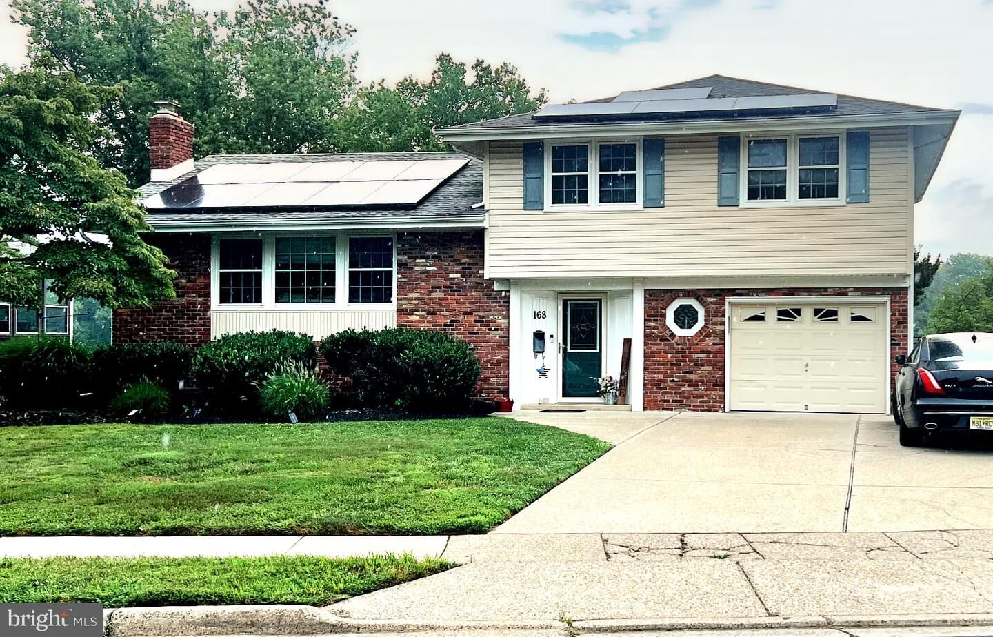 Property Photo:  168 E St Andrews Drive  NJ 08054 