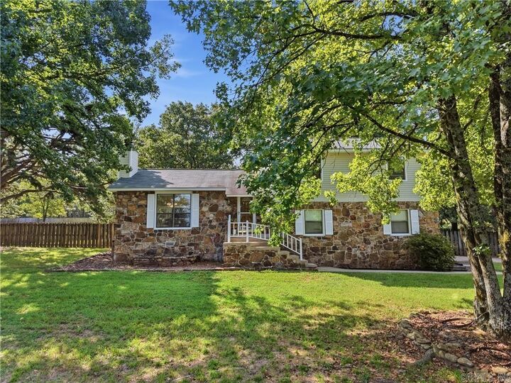 Property Photo: 135 High Acres Dr AR 72802