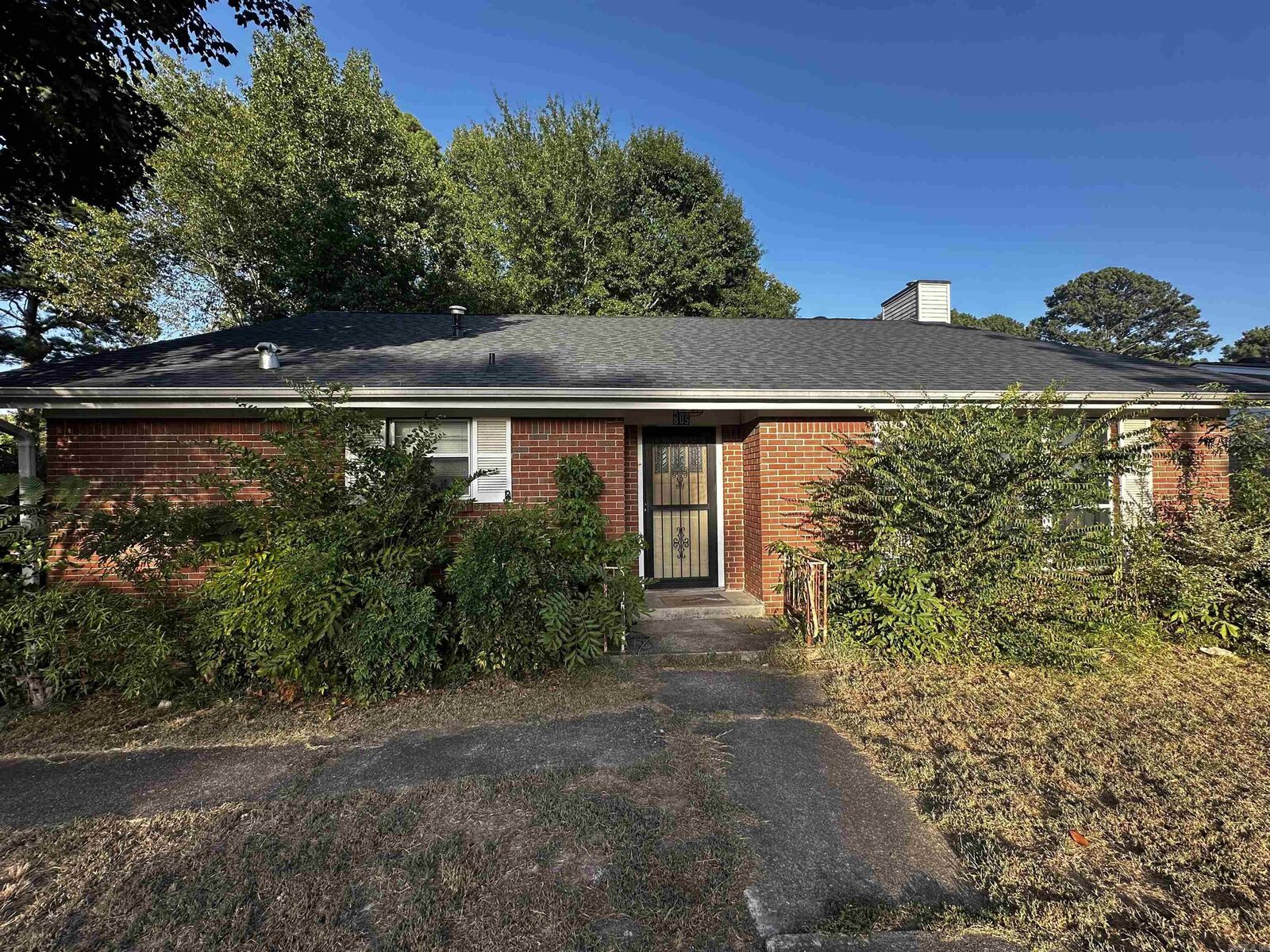 Property Photo: 805 Newcomb AR 72015