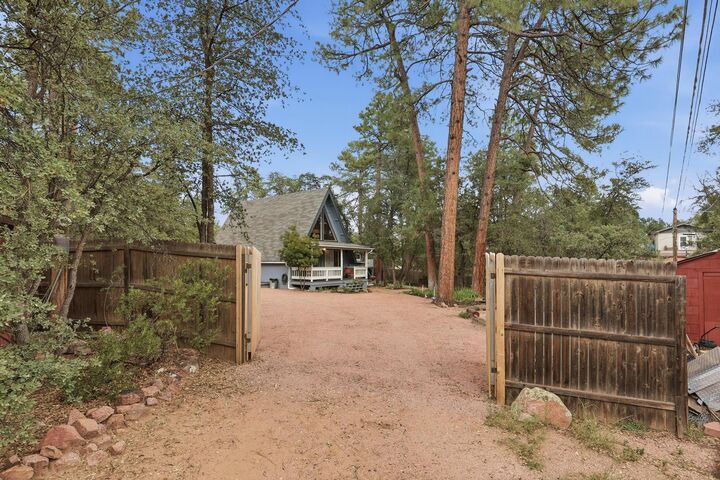 Property Photo:  404 N Arizona Circle  AZ 85541 